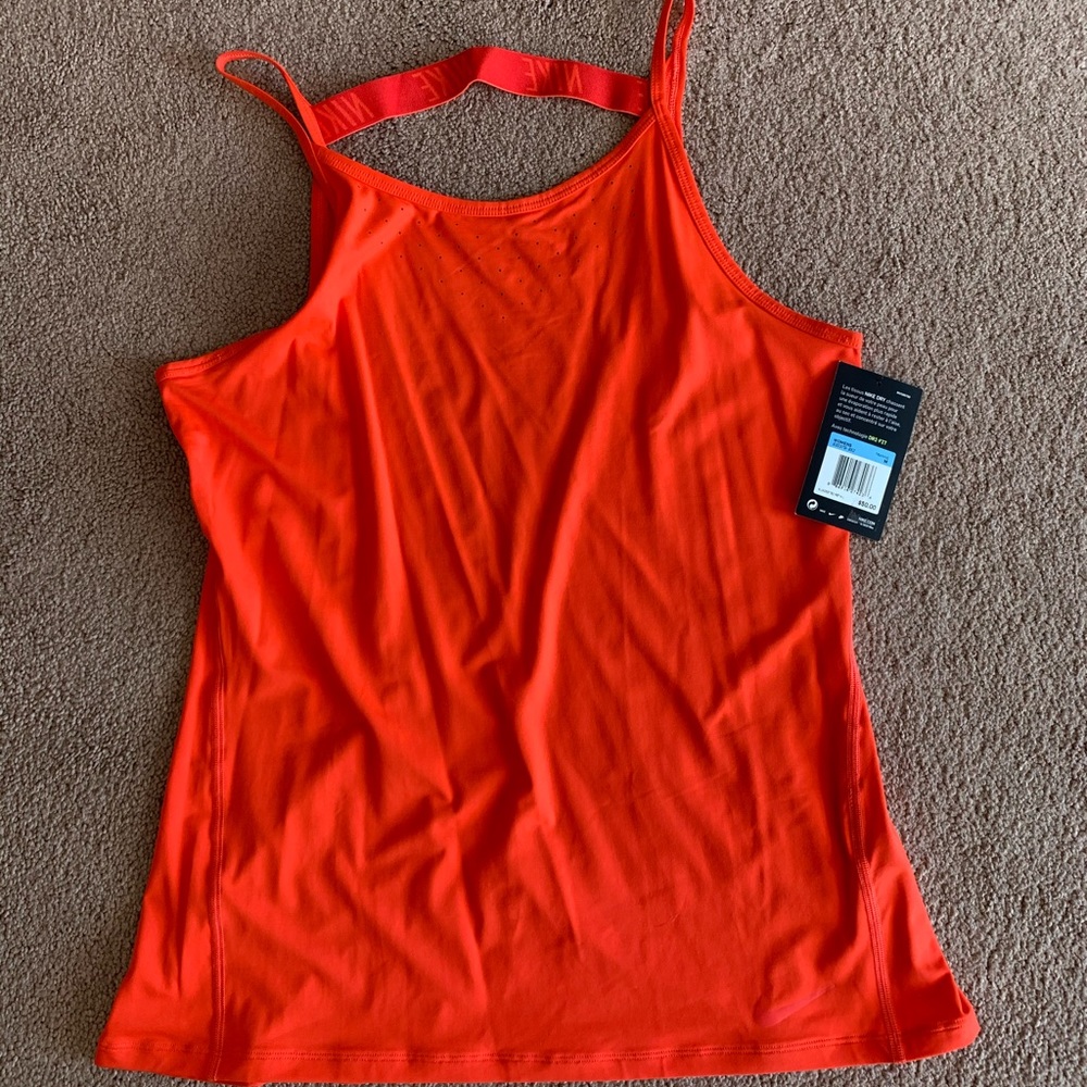 Nike tank
